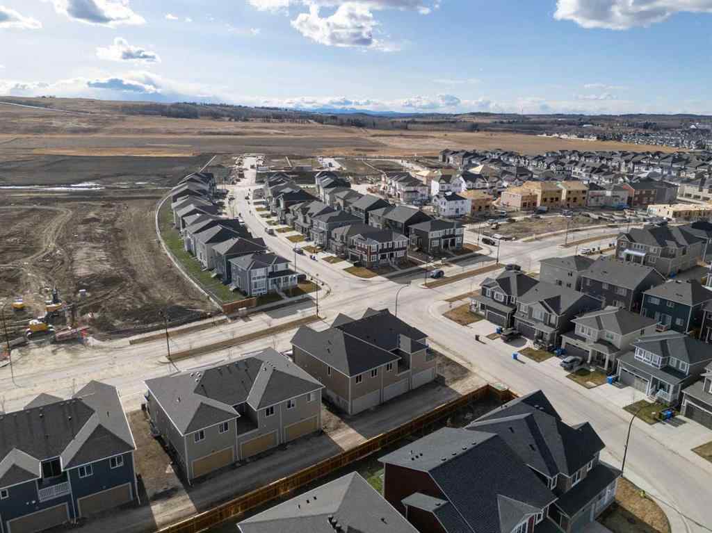 MLS® A2210622 - 225 Yorkville Boulevard SW in Yorkville Calgary, Residential