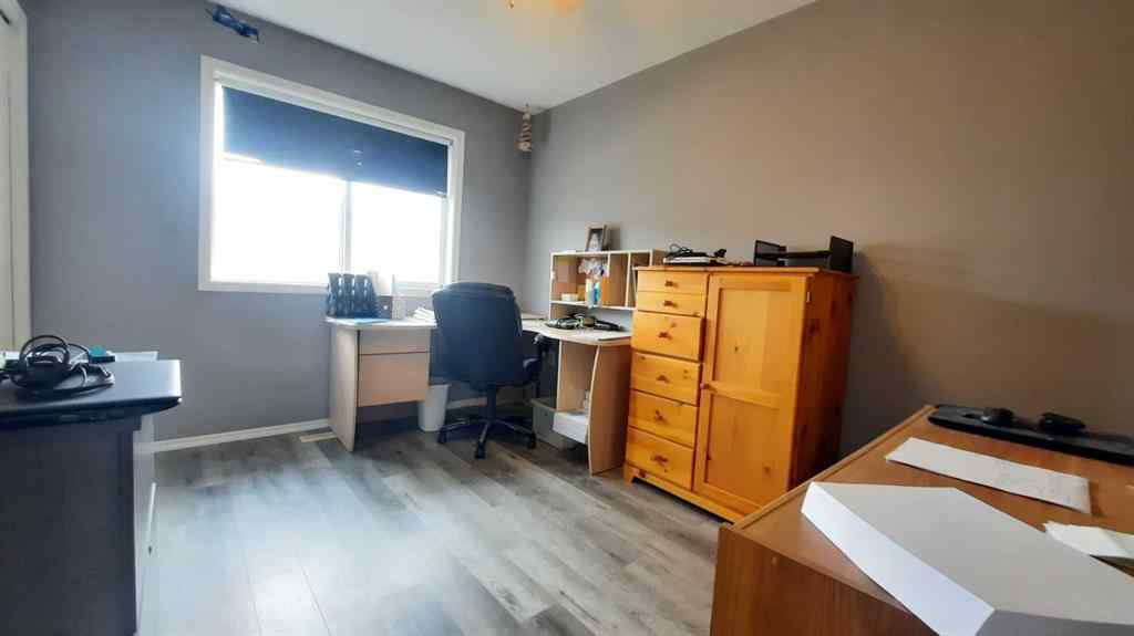 MLS® A2210638 - 1216 1 Avenue NW in Midland Drumheller, Residential