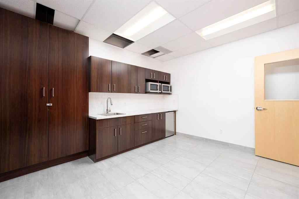 MLS® A2210673 - Unit #33 101 Signal Road  in Thickwood Fort McMurray, Commercial