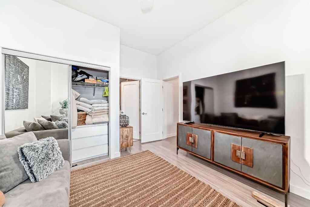 MLS® A2210722 - Unit #109 119 19 Street NW in West Hillhurst Calgary, Residential