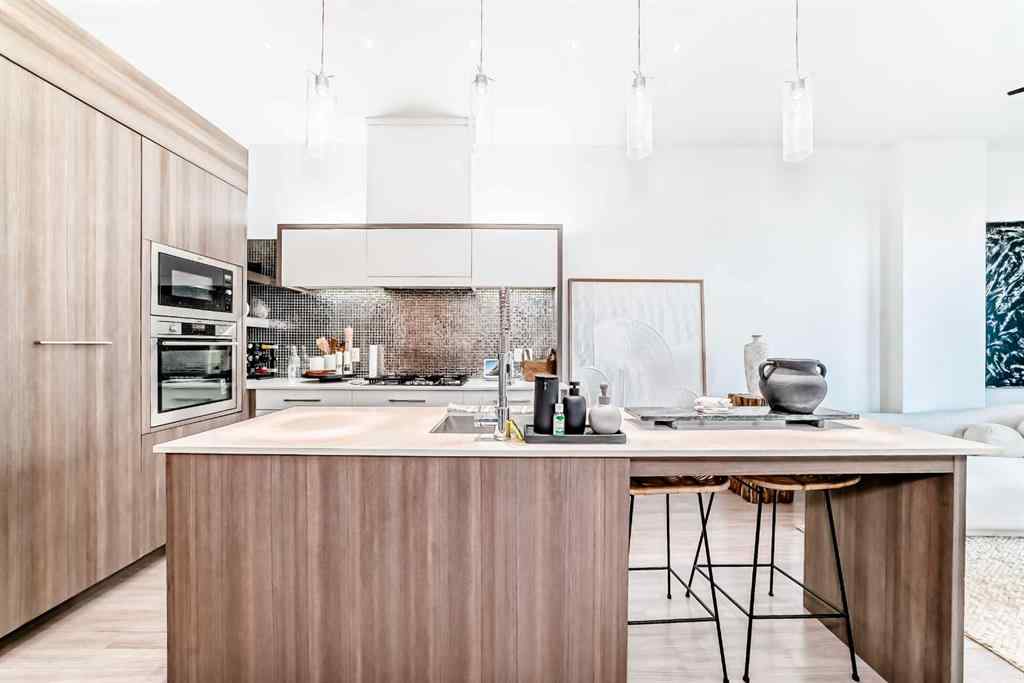 MLS® A2210722 - Unit #109 119 19 Street NW in West Hillhurst Calgary, Residential