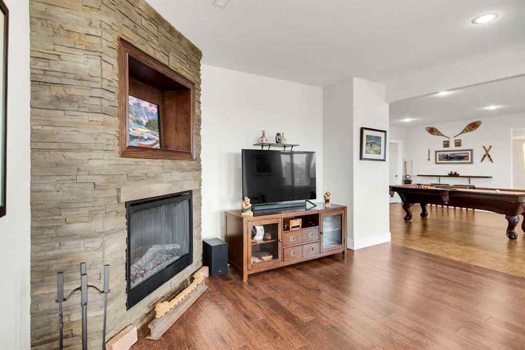 MLS® A2210784 - 533 Birch Close   in NONE Birchcliff, Residential