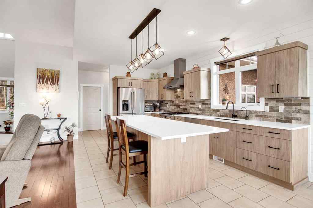 MLS® A2210784 - 533 Birch Close   in NONE Birchcliff, Residential