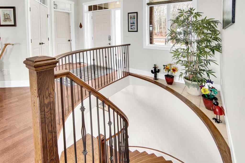 MLS® A2210784 - 533 Birch Close   in NONE Birchcliff, Residential