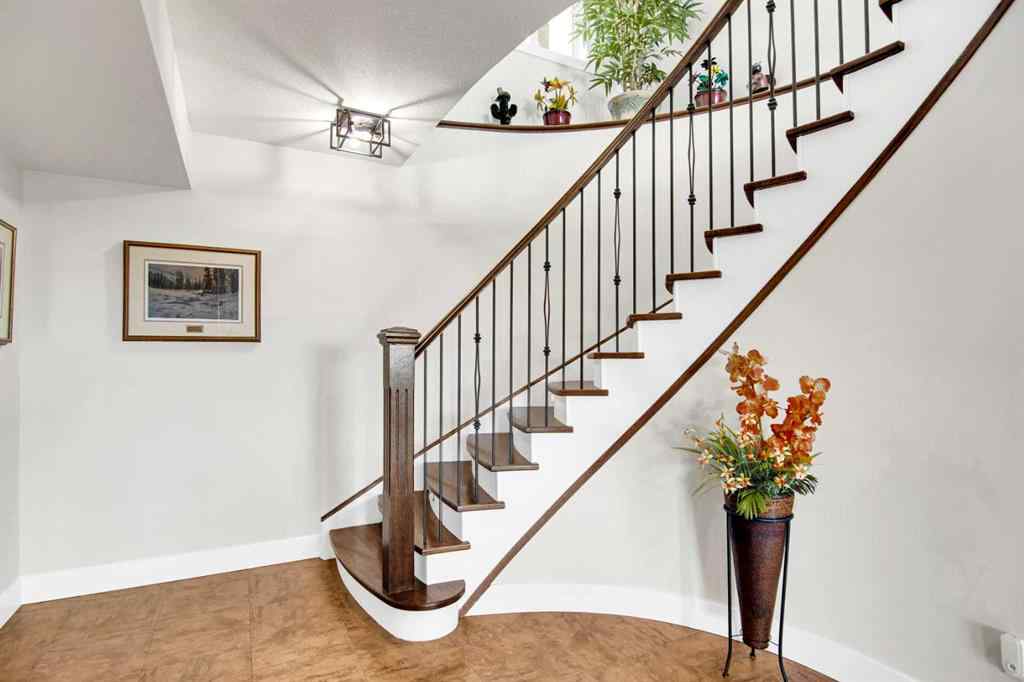 MLS® A2210784 - 533 Birch Close   in NONE Birchcliff, Residential