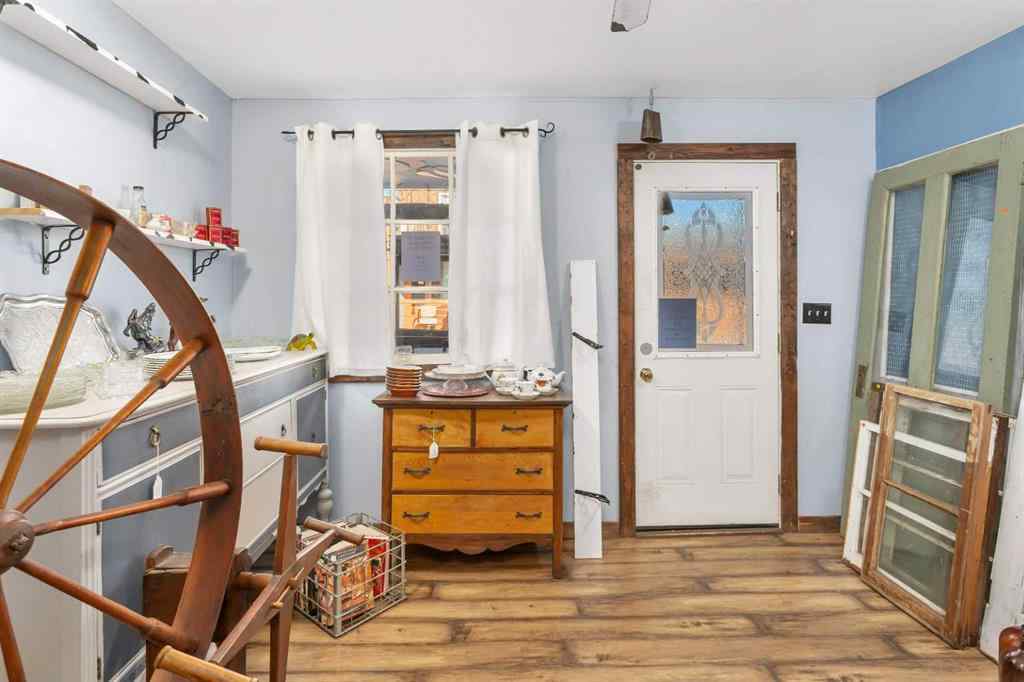 MLS® A2210842 - 48 Main Street E in NONE Big Valley, Commercial