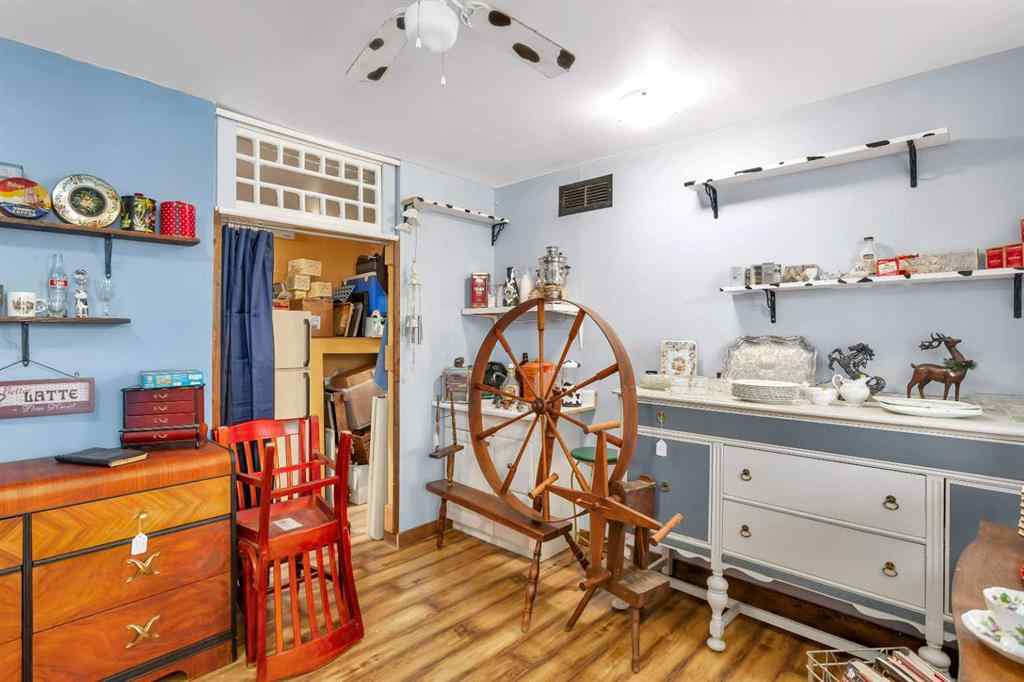 MLS® A2210842 - 48 Main Street E in NONE Big Valley, Commercial