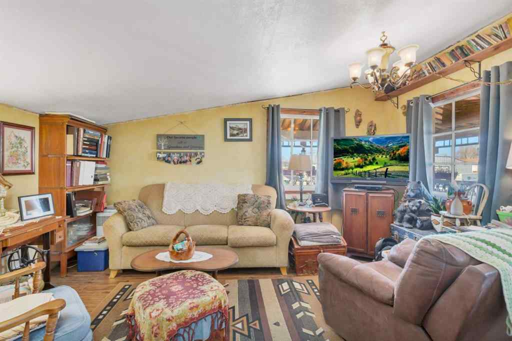 MLS® A2210842 - 48 Main Street E in NONE Big Valley, Commercial