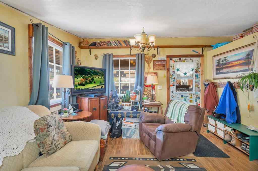 MLS® A2210842 - 48 Main Street E in NONE Big Valley, Commercial