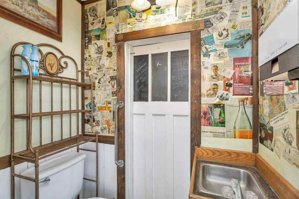 MLS® A2210842 - 48 Main Street E in NONE Big Valley, Commercial