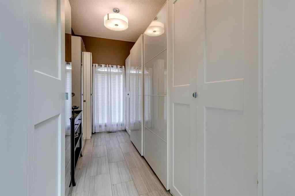 MLS® A2210853 - 201 Heritage Isle  in NONE Heritage Pointe, Residential