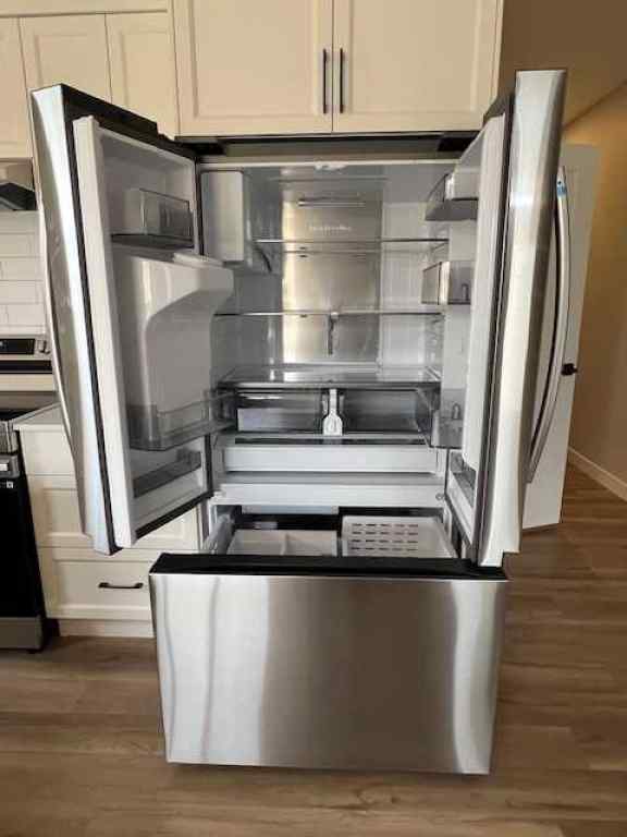 MLS® A2210864 - 137 Gray Close  in Grayhawk Sylvan Lake, Residential