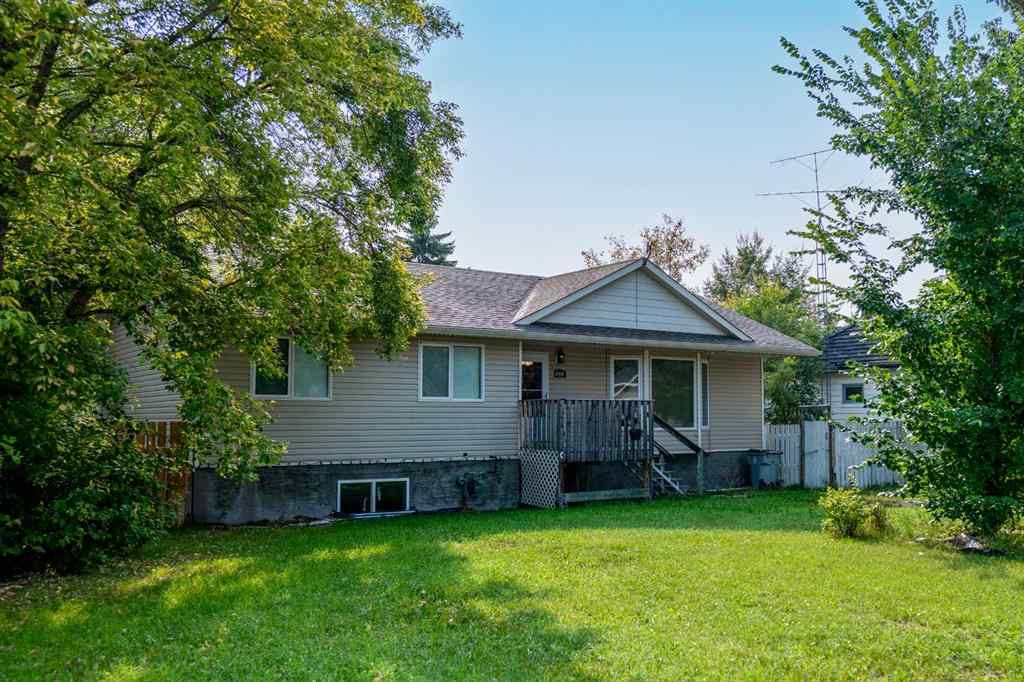 MLS® A2210992 - 402 Queen Street  in Chauvin Chauvin, Residential