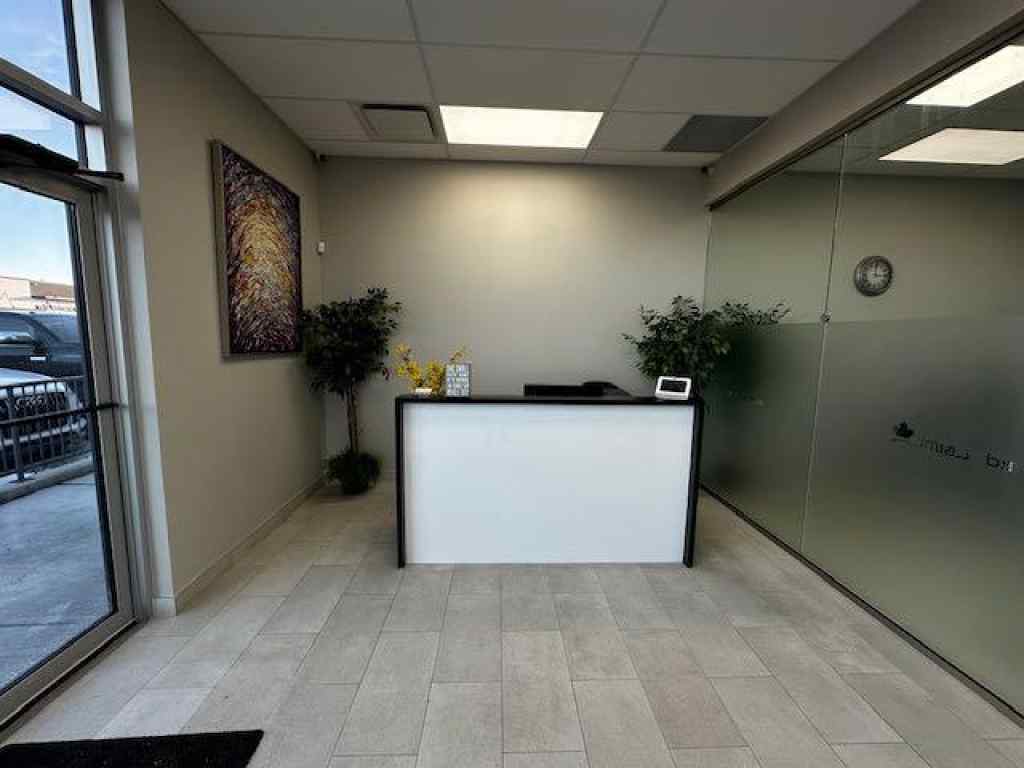 MLS® A2211001 - Unit #6110 2255 32 Street NE in Marlborough Calgary, Commercial