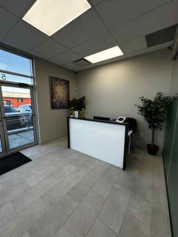 MLS® A2211001 - Unit #6110 2255 32 Street NE in Marlborough Calgary, Commercial