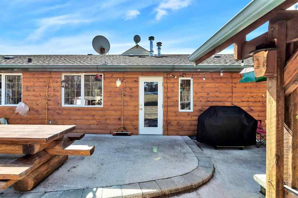 MLS® A2211073 - 364044A Range Road 6-0   in NONE Rural Clearwater County, Residential