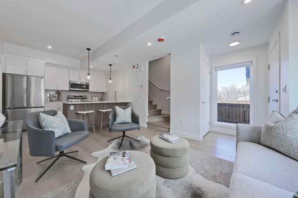 MLS® A2211111 - Unit #6 828 8 Avenue NE in Renfrew Calgary, Residential