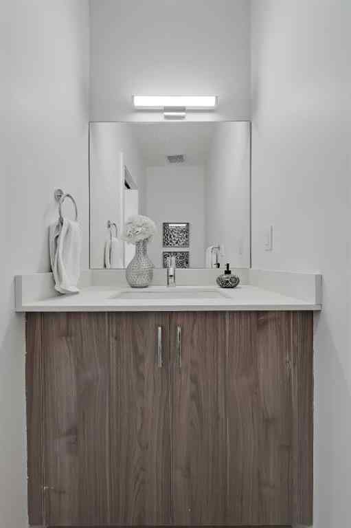 MLS® A2211111 - Unit #6 828 8 Avenue NE in Renfrew Calgary, Residential