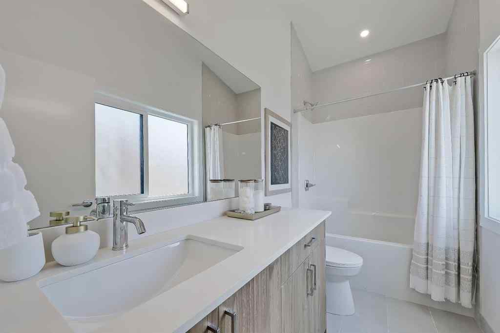 MLS® A2211111 - Unit #6 828 8 Avenue NE in Renfrew Calgary, Residential