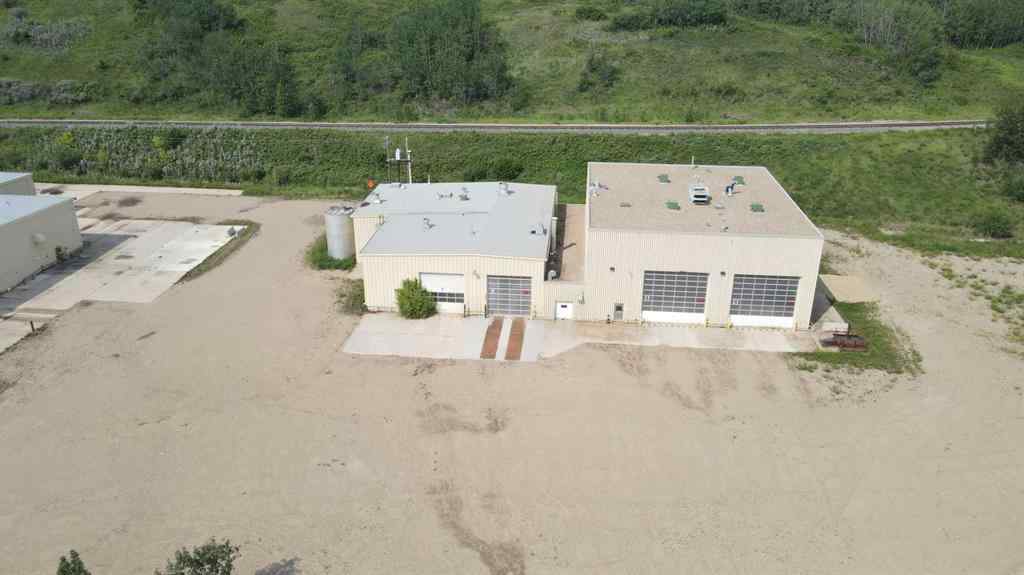MLS® A2211122 - 8610 87 Avenue  in Industrial Area Peace River, Commercial