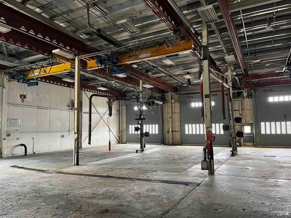 MLS® A2211122 - 8610 87 Avenue  in Industrial Area Peace River, Commercial