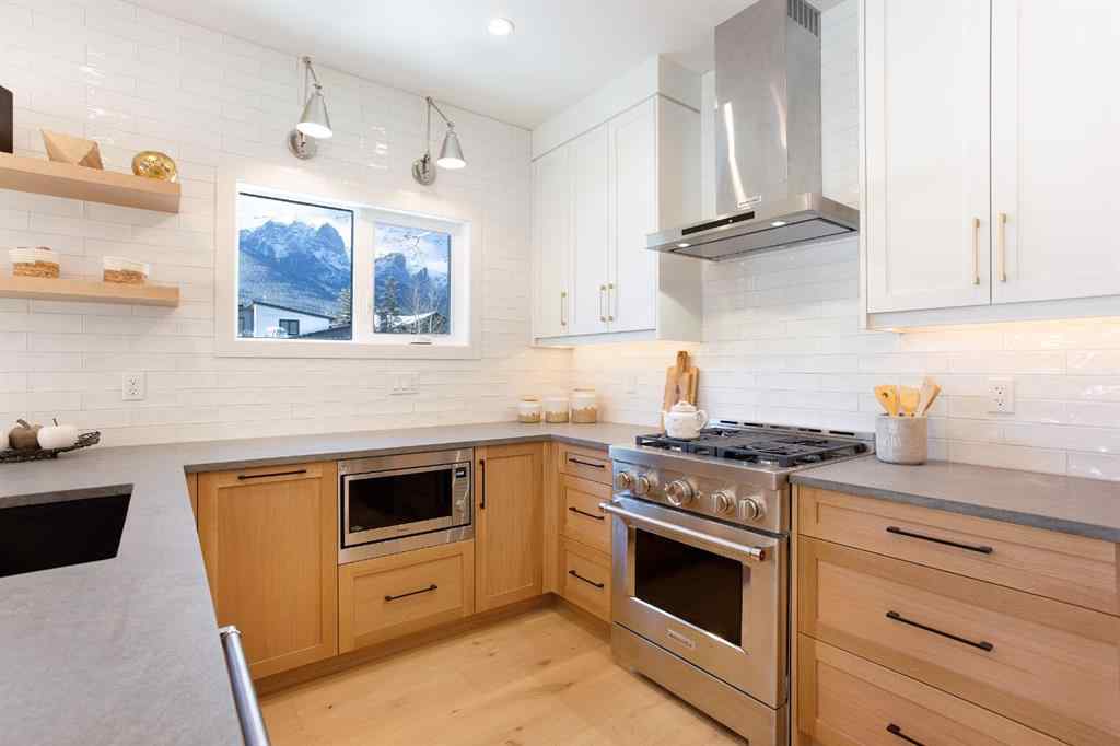 MLS® A2211158 - Unit #2(SE) 617 4th Street  in South Canmore Canmore, Residential
