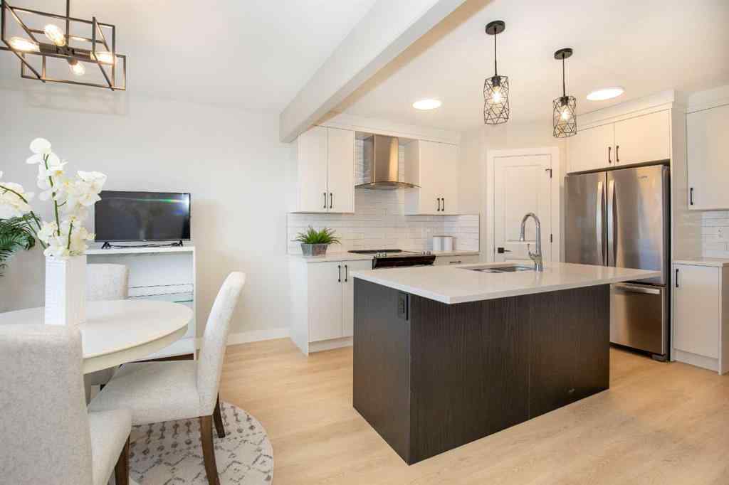 MLS® A2211165 - 236 Halifax Close  in Oxford Landing Penhold, Residential
