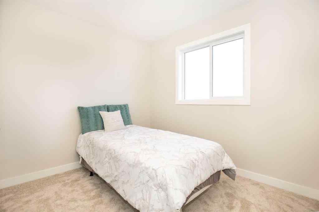 MLS® A2211165 - 236 Halifax Close  in Oxford Landing Penhold, Residential