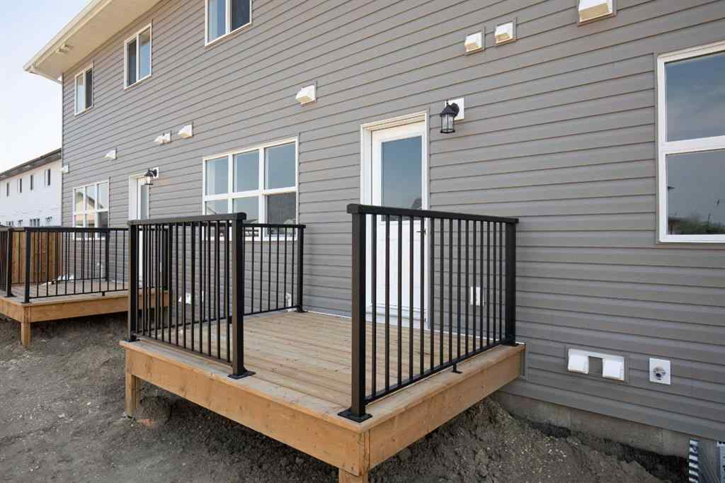 MLS® A2211165 - 236 Halifax Close  in Oxford Landing Penhold, Residential