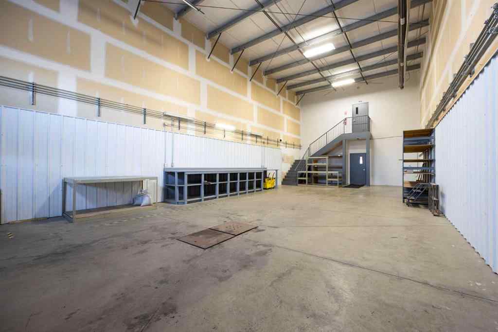 MLS® A2211191 - Unit #4 340 Taiga Nova   in Taiga Nova Eco-Industrial Park Fort McMurray, Commercial