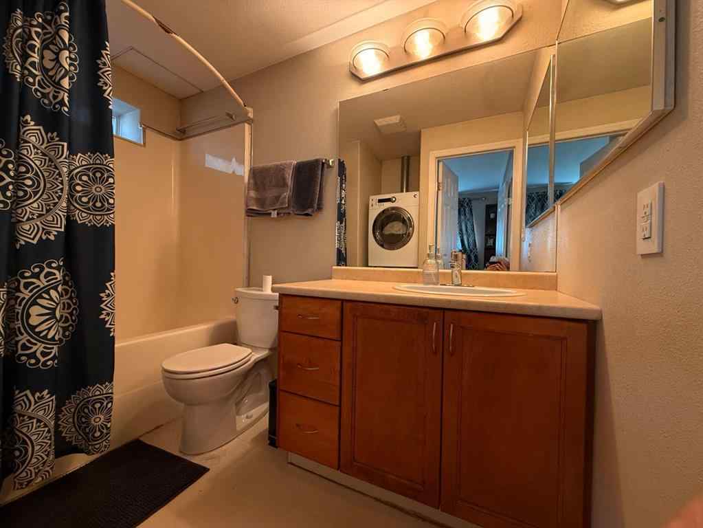 MLS® A2211222 - Unit #5 5426 49 Avenue  in North Lloydminster Lloydminster, Residential