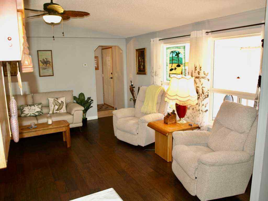 MLS® A2211244 - 4901 Dorchester Avenue  in Davenport Red Deer, Mobile