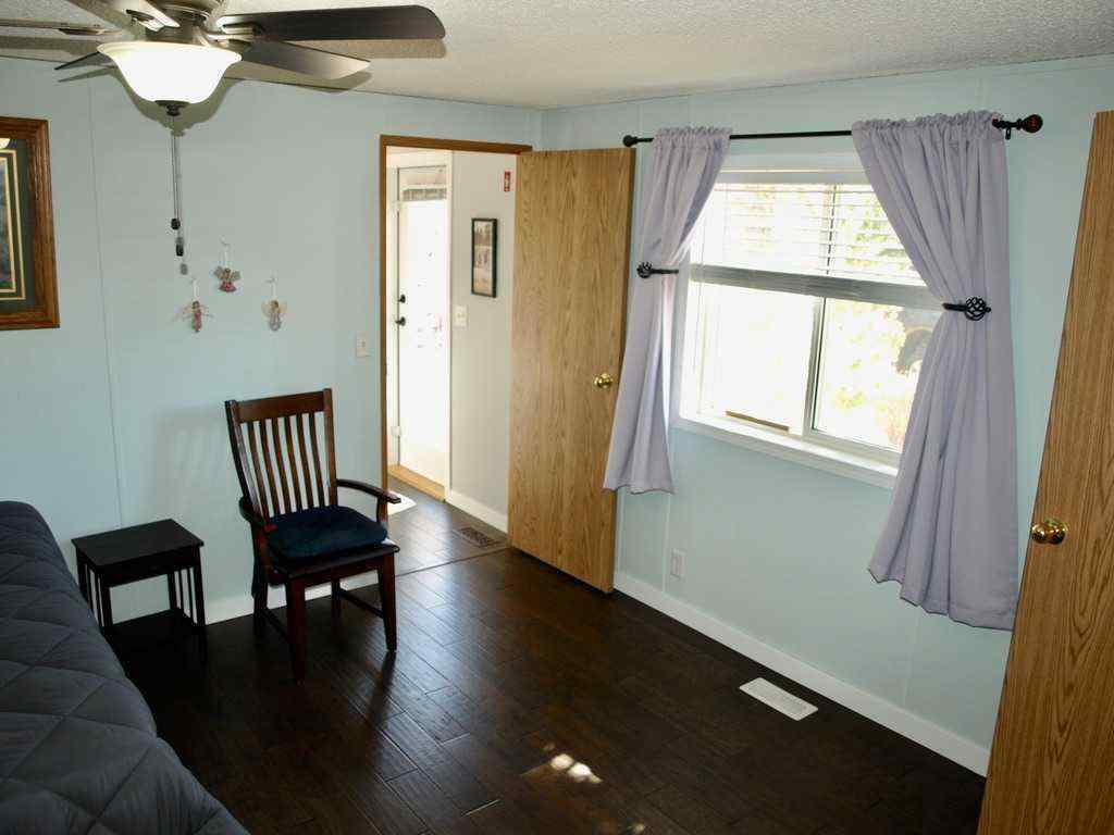 MLS® A2211244 - 4901 Dorchester Avenue  in Davenport Red Deer, Mobile