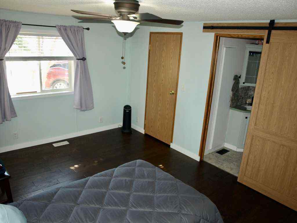 MLS® A2211244 - 4901 Dorchester Avenue  in Davenport Red Deer, Mobile