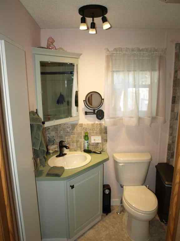 MLS® A2211244 - 4901 Dorchester Avenue  in Davenport Red Deer, Mobile