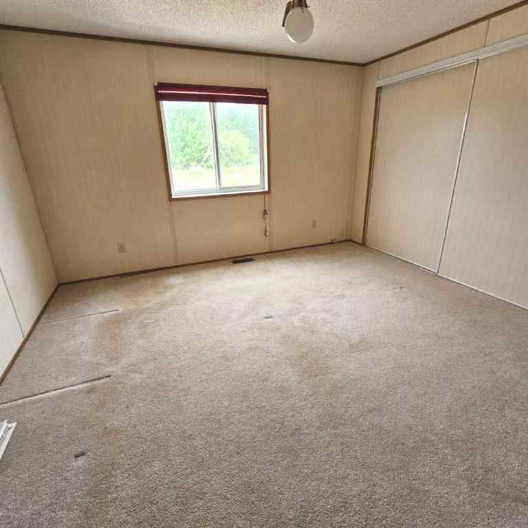 MLS® A2211247 - 13002 881 Highway  in Lac La Biche Lac La Biche, Residential
