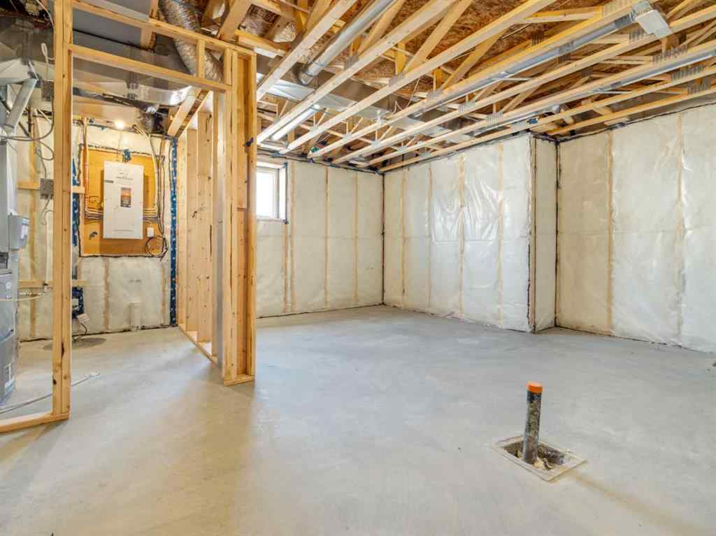 MLS® A2211295 - 689 Blackwolf Boulevard N in Blackwolf 2 Lethbridge, Residential