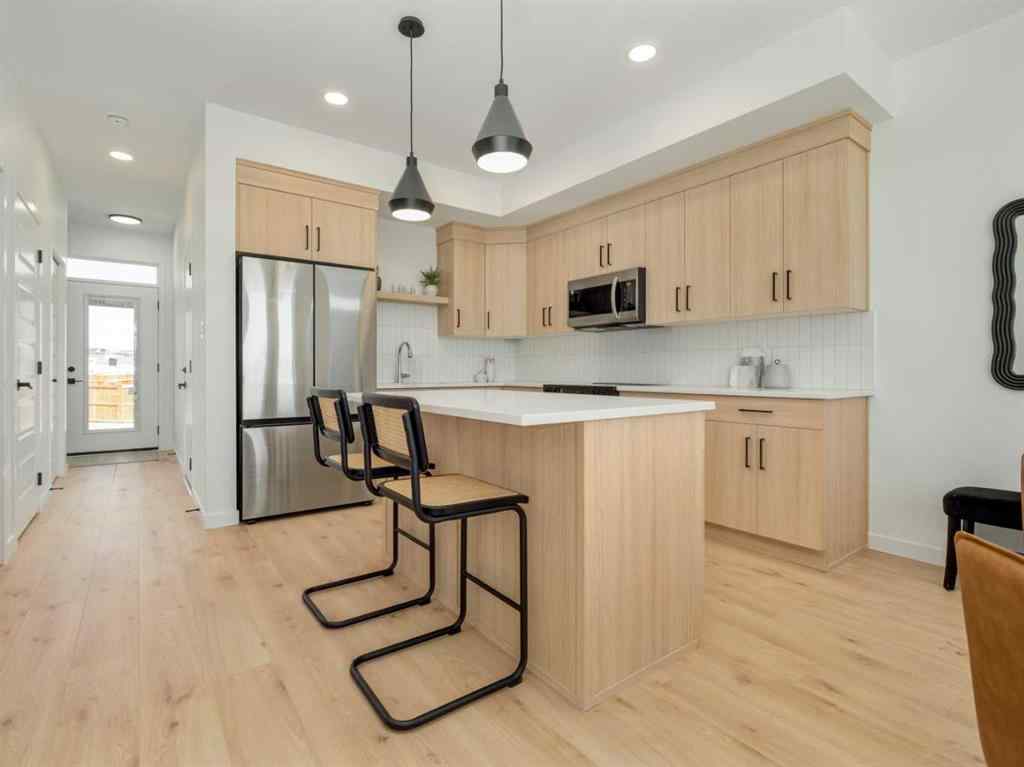 MLS® A2211295 - 689 Blackwolf Boulevard N in Blackwolf 2 Lethbridge, Residential