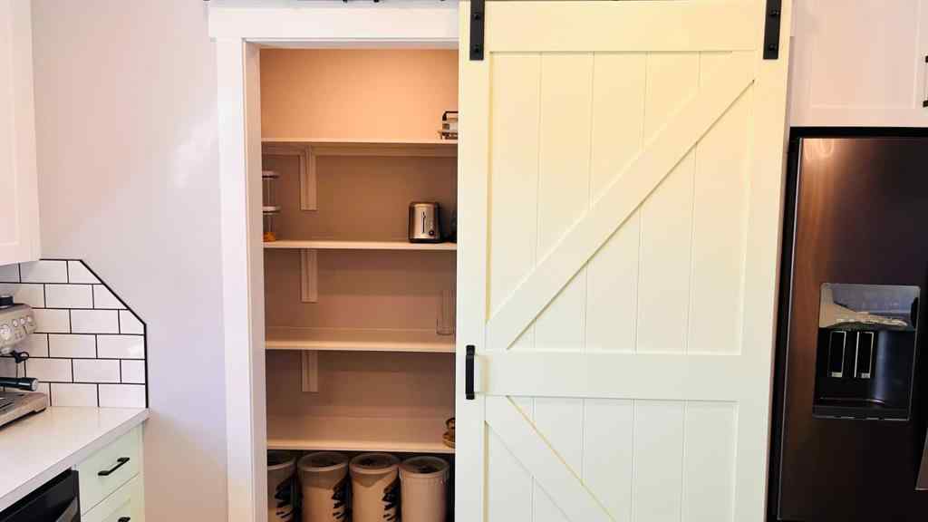 MLS® A2211344 - 401 1st Street W in NONE Bow Island, Residential