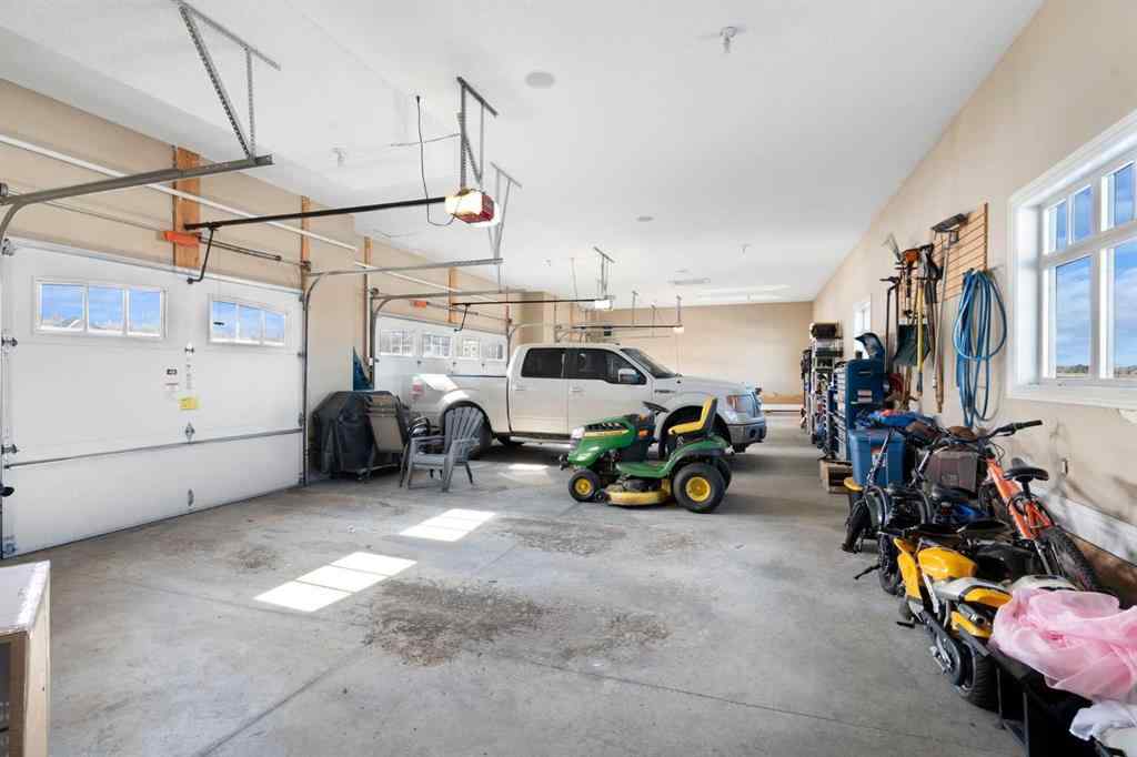 MLS® A2211387 - 124 Grizzly Rise  in Bearspaw_Calg Rural Rocky View County, Residential