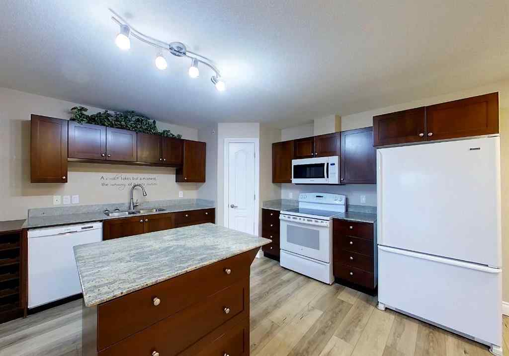 MLS® A2211393 - Unit #406 5037 7 Avenue  in Edson Edson, Residential