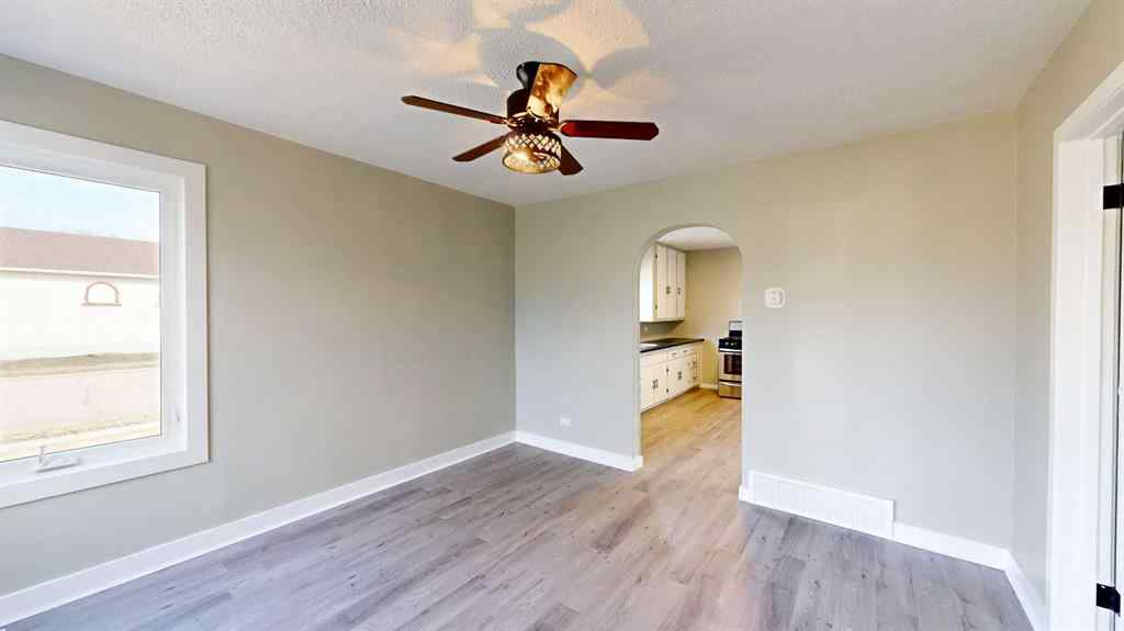 MLS® A2211413 - 6001 51 Avenue  in Rosedale Stettler, Residential
