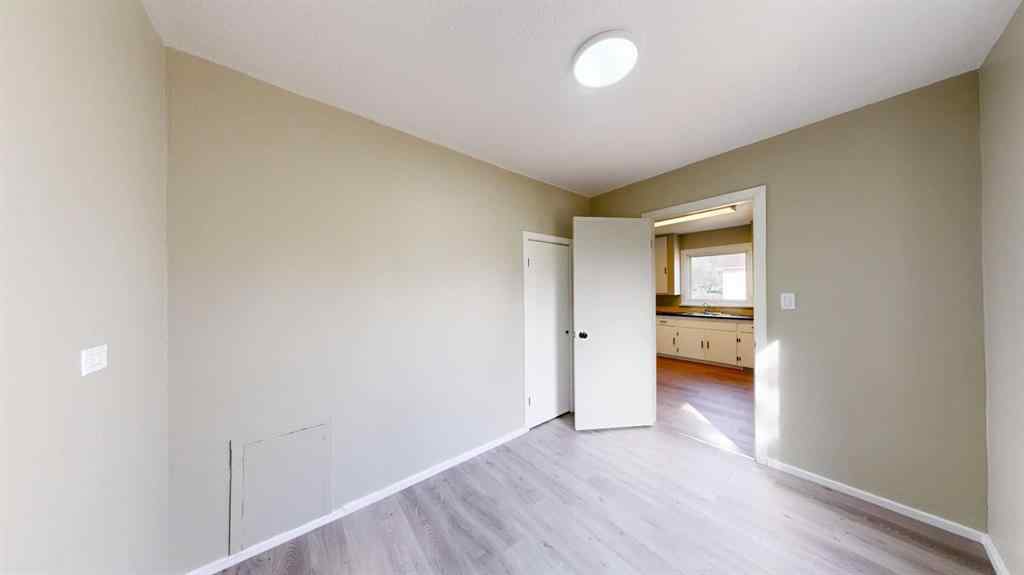 MLS® A2211413 - 6001 51 Avenue  in Rosedale Stettler, Residential