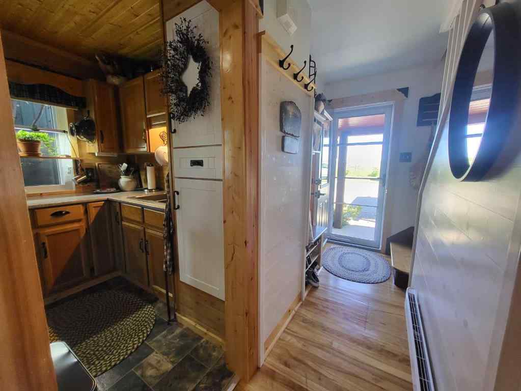 MLS® A2211477 - 9 Mountain Vista Drive  in NONE Hill Spring, Residential