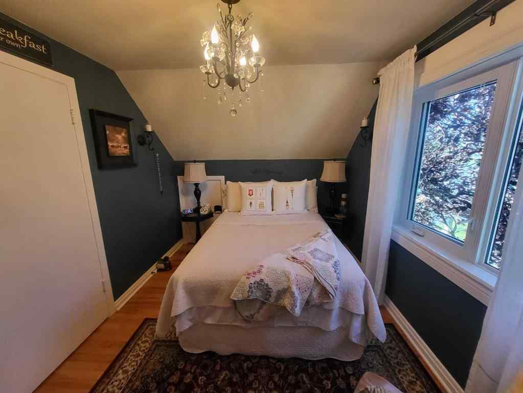 MLS® A2211477 - 9 Mountain Vista Drive  in NONE Hill Spring, Residential