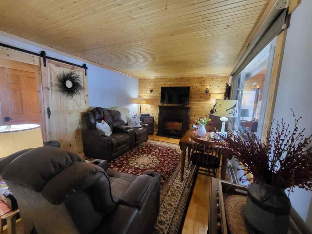 MLS® A2211477 - 9 Mountain Vista Drive  in NONE Hill Spring, Residential