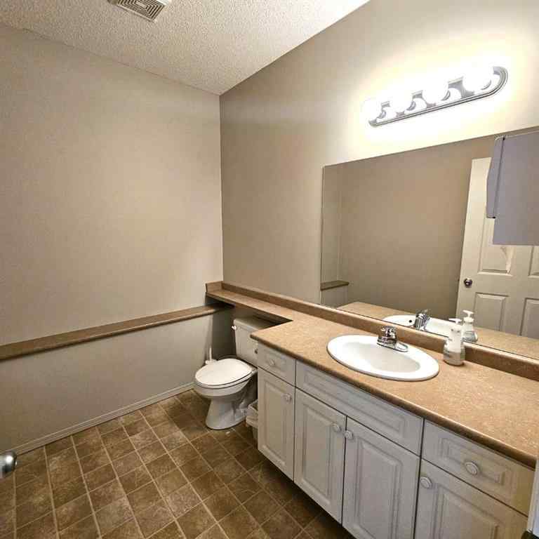 MLS® A2211497 - Unit #202 777 48 Street   in Edson Edson, Residential