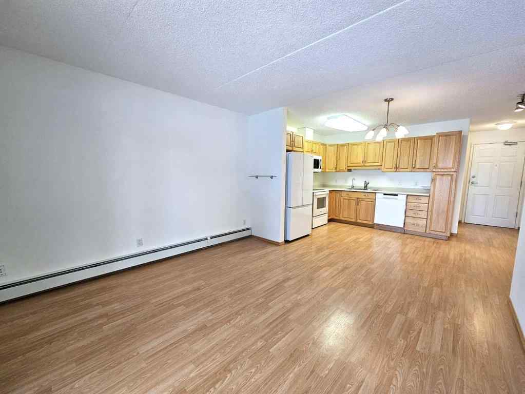 MLS® A2211497 - Unit #202 777 48 Street   in Edson Edson, Residential