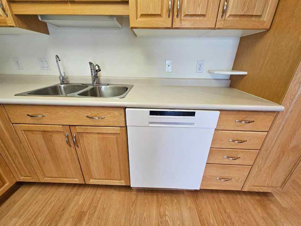 MLS® A2211497 - Unit #202 777 48 Street   in Edson Edson, Residential