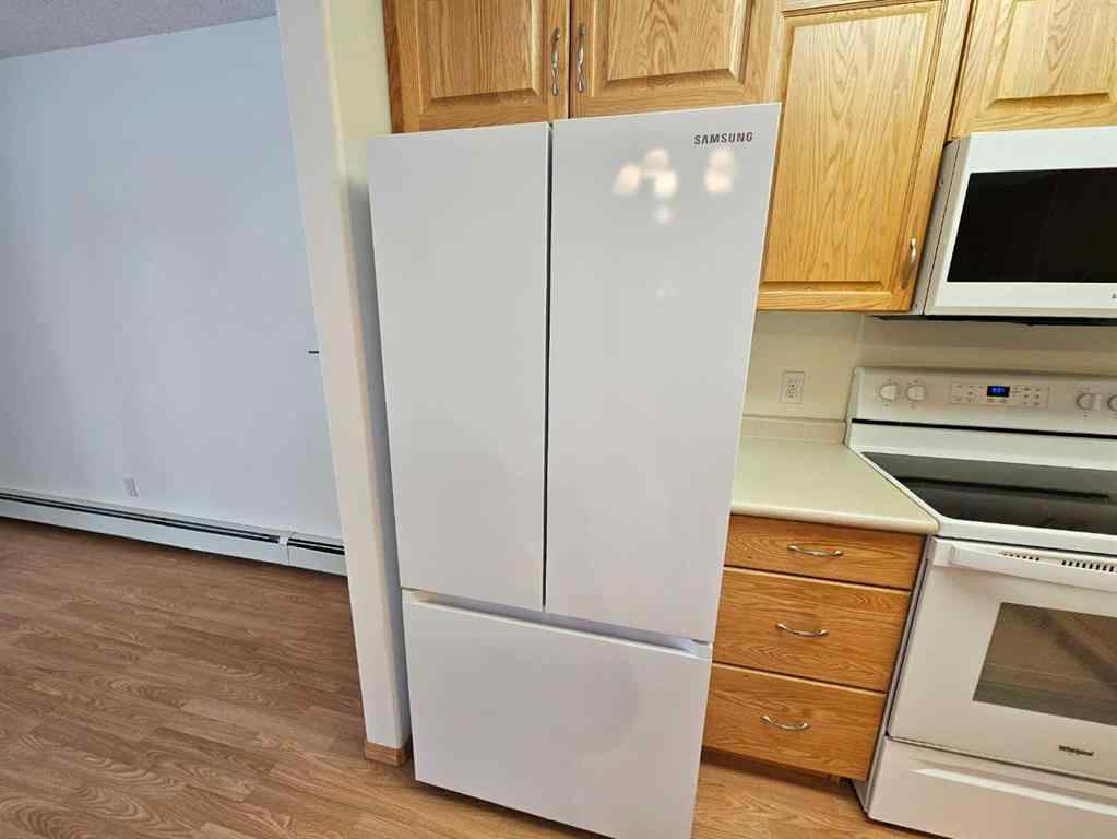 MLS® A2211497 - Unit #202 777 48 Street   in Edson Edson, Residential